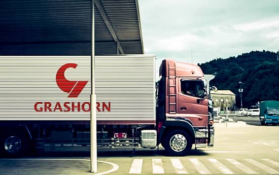 Logistik-Grashorn-Co.-Intelligente-Loesungen-fuer-Trays-Stapelboxen-und-Transportkisten